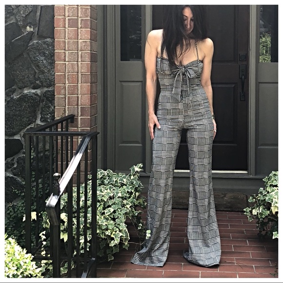 ✨LAST ONE WAS 39$✨Houndstooth wide leg 2 piece set - Picture 2 of 7